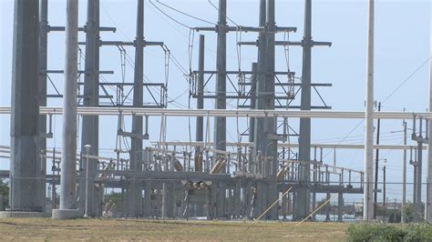 ERCOT: 'Tight' Texas grid conditions expected for 2nd straight day